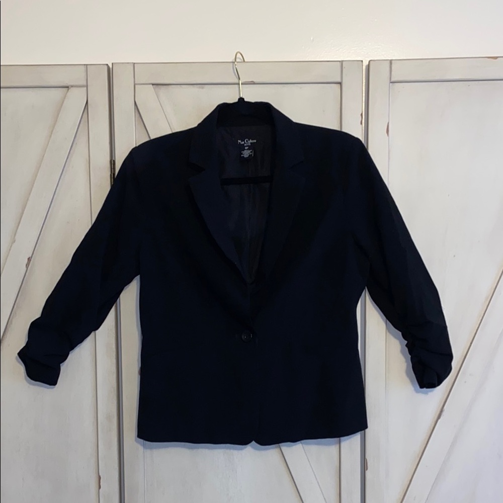 Nue Options Elegant Navy Blazer